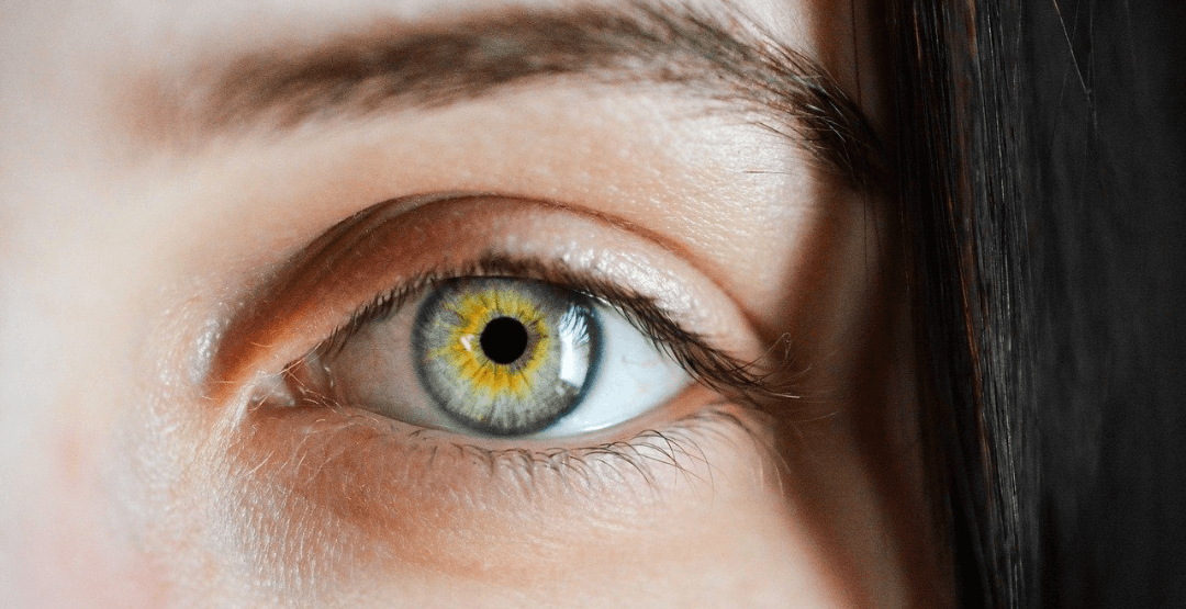 Olhos e covid-19: relatos de infecção rara em pacientes pode afetar os olhos